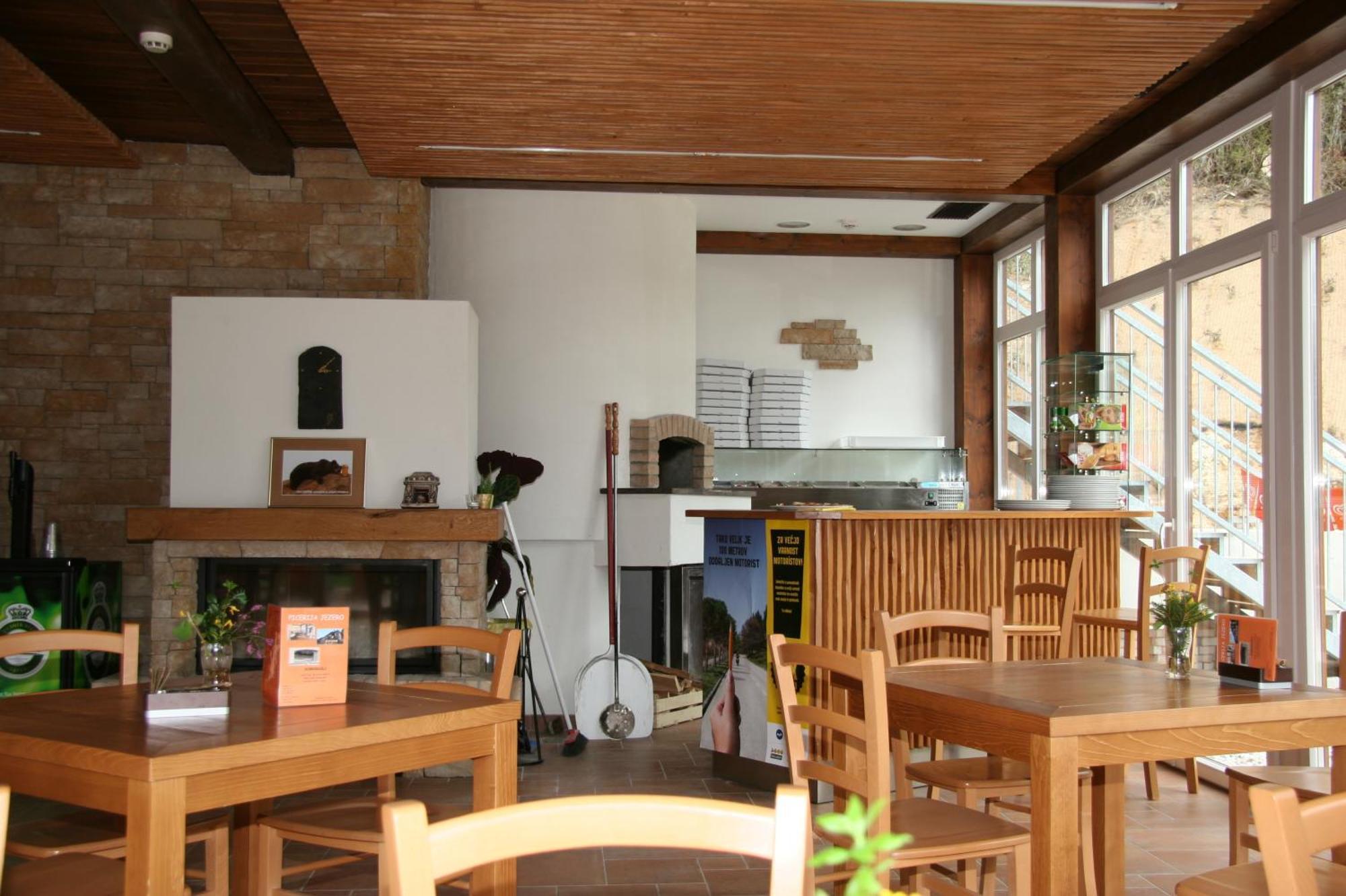 Hotel Rakitna Εξωτερικό φωτογραφία